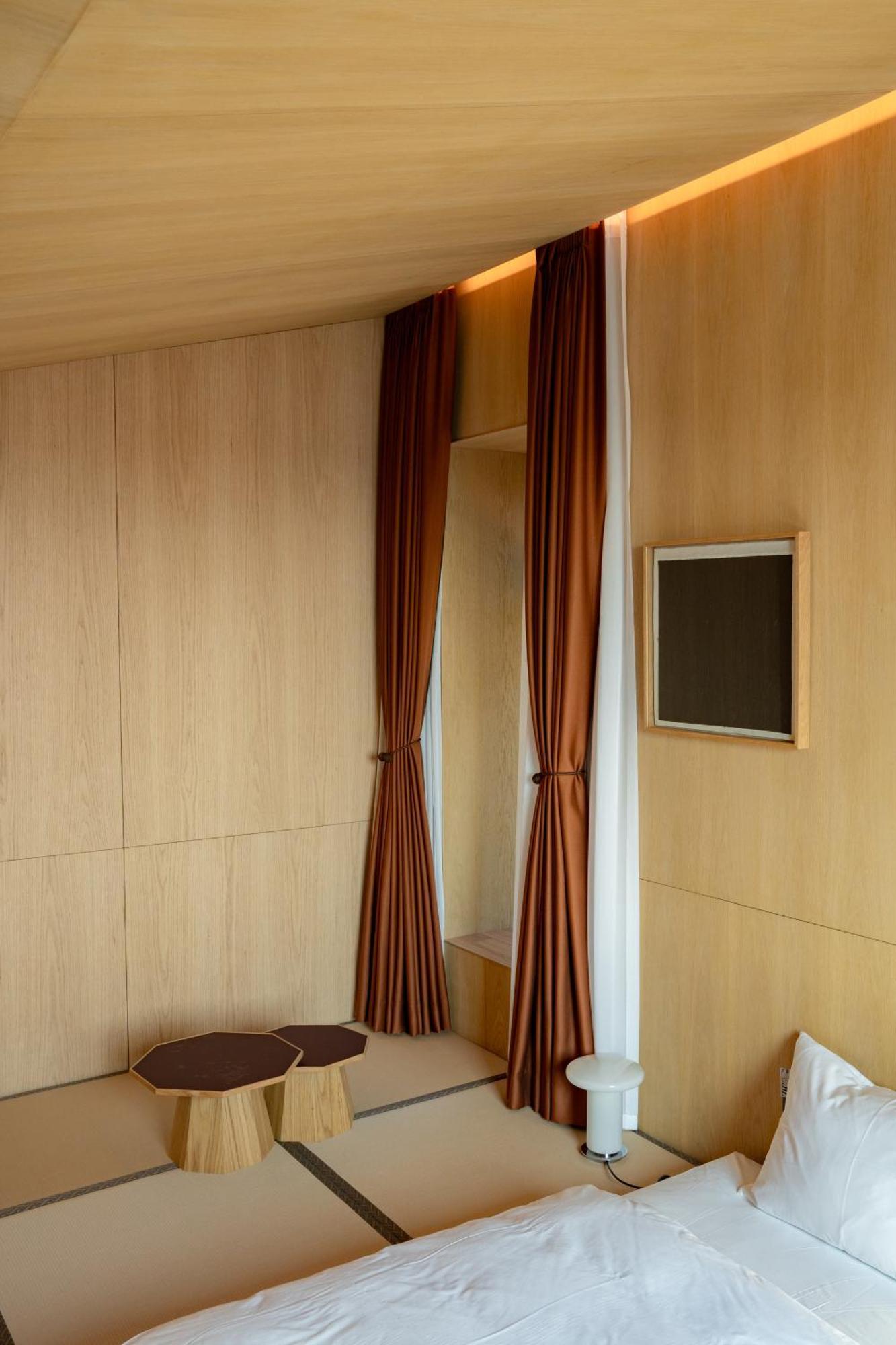 Pbr7 Hotel Unusual Stay Gyeongju Dış mekan fotoğraf