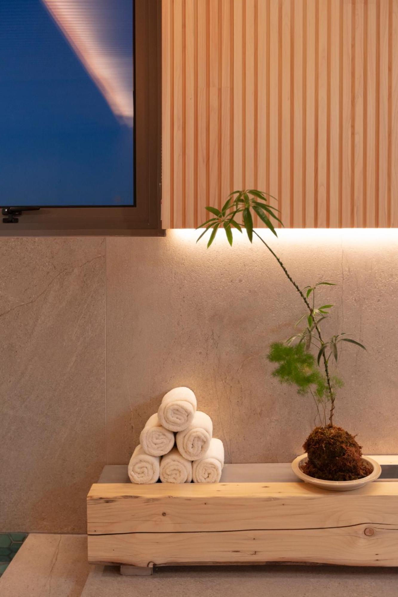 Pbr7 Hotel Unusual Stay Gyeongju Dış mekan fotoğraf