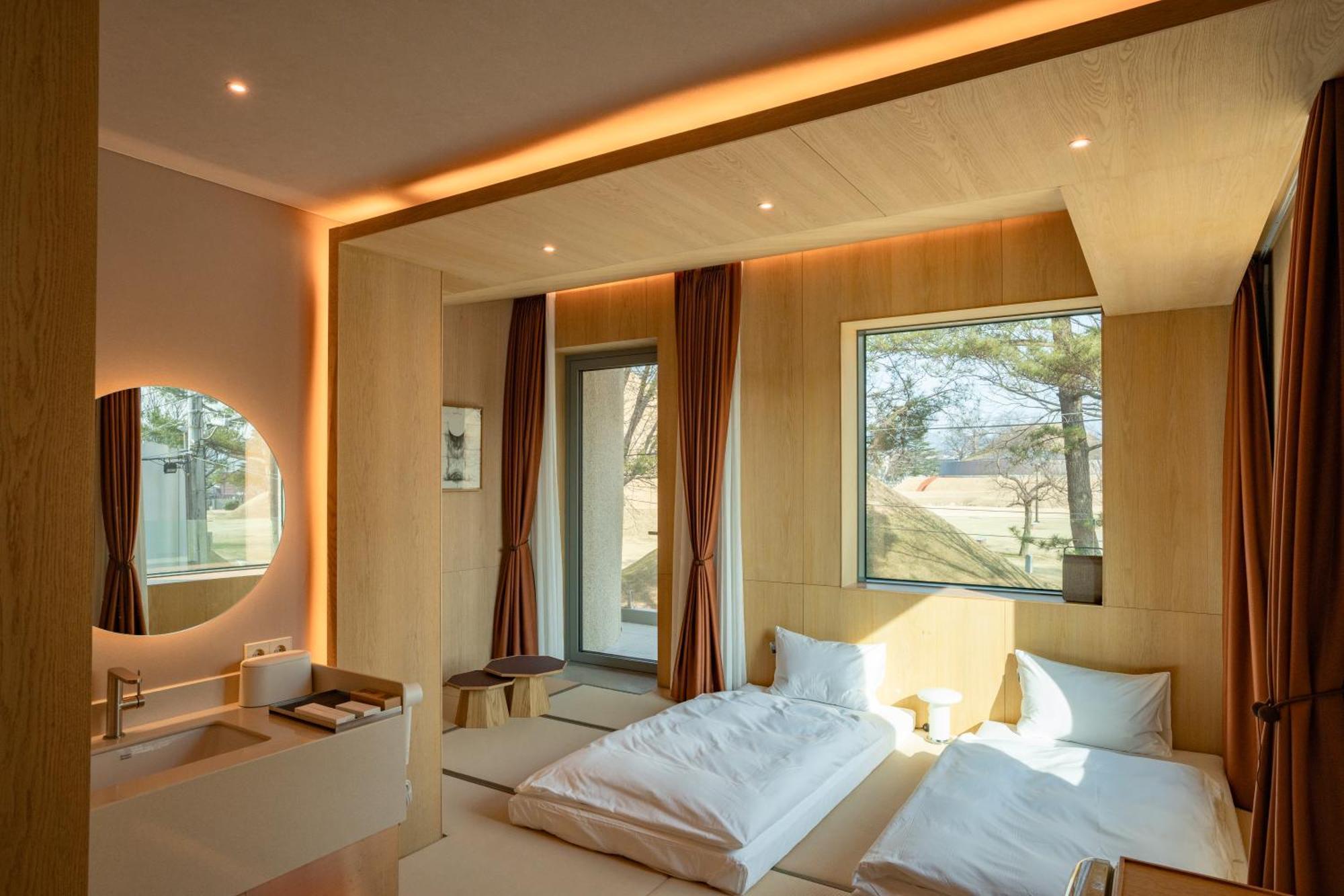 Pbr7 Hotel Unusual Stay Gyeongju Dış mekan fotoğraf