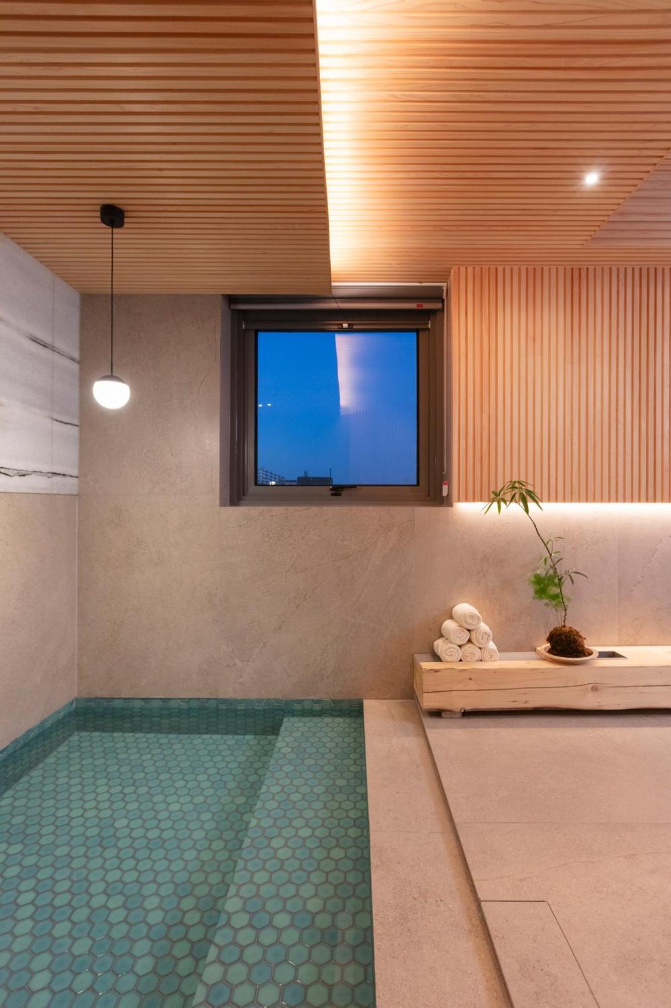 Pbr7 Hotel Unusual Stay Gyeongju Dış mekan fotoğraf